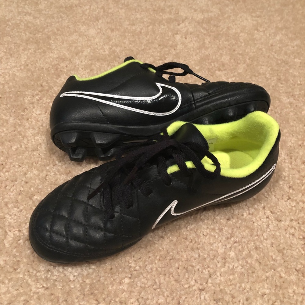 Nike Tiempo Cleats